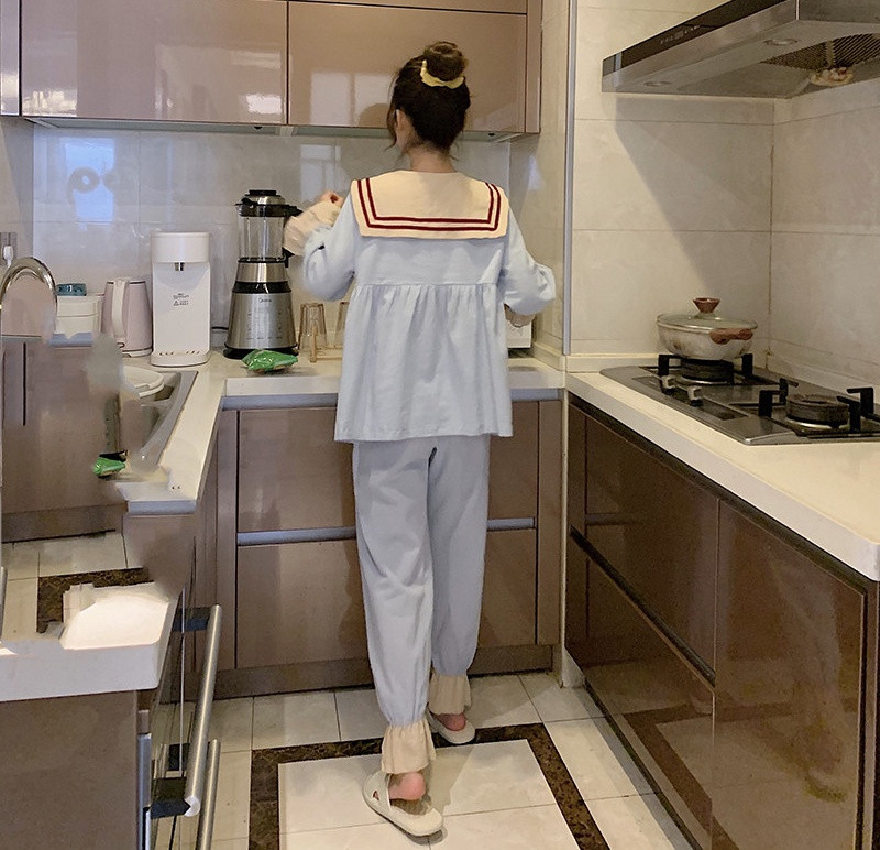 Актуална дамска пижама широк модел