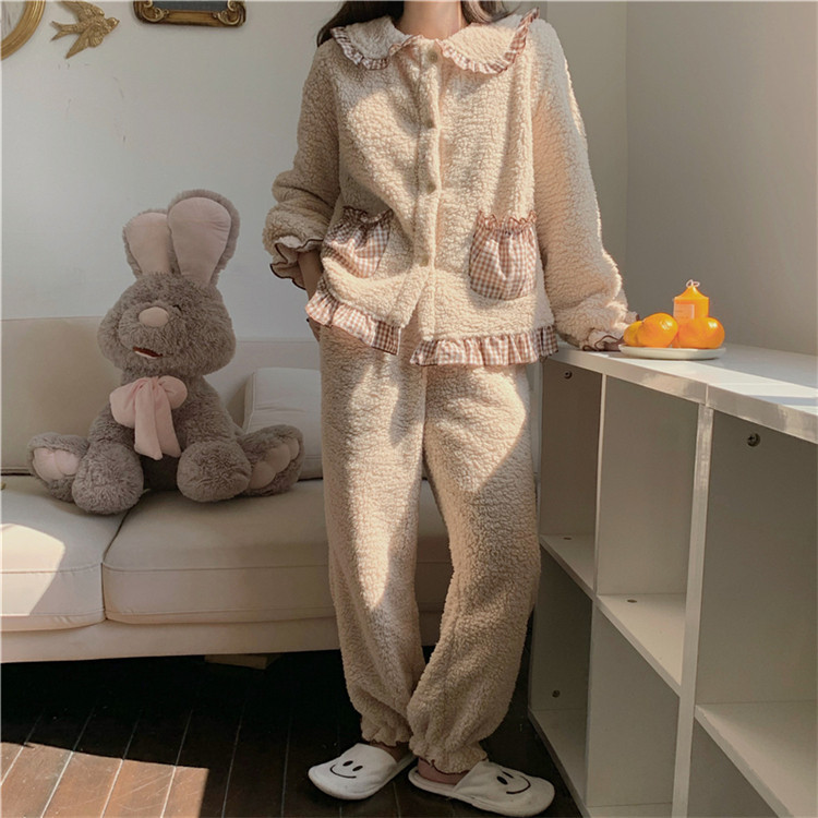 Дамска модерна пижама от дълъг панталон и блуза с джобове