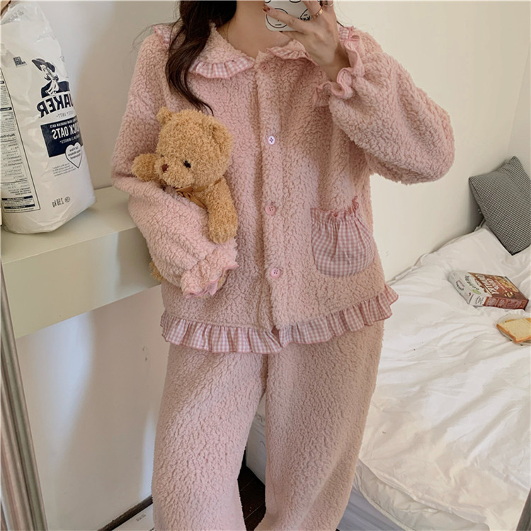 Дамска модерна пижама от дълъг панталон и блуза с джобове