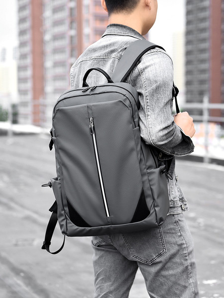 Нов модел мъжка раница от текстил с цип