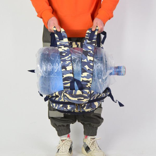 Ежедневна мъжка раница с камуфлажен десен