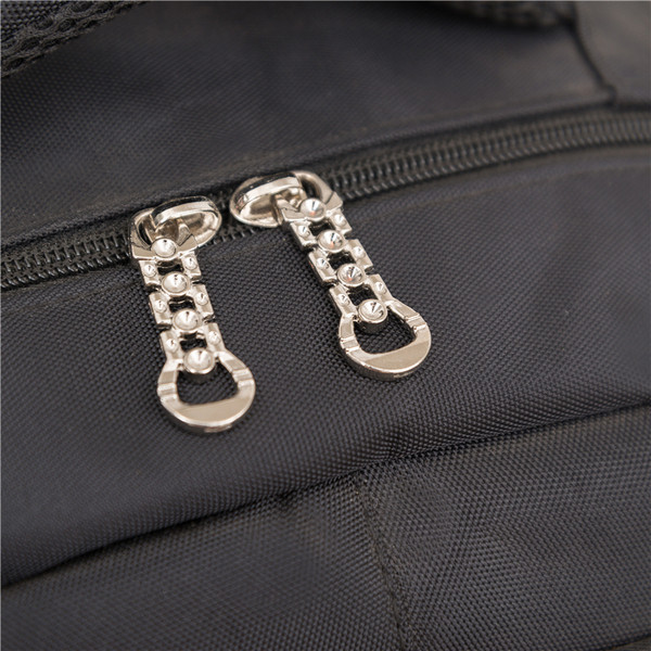 Мъжка компютърна раница с джобове и меки презрамки