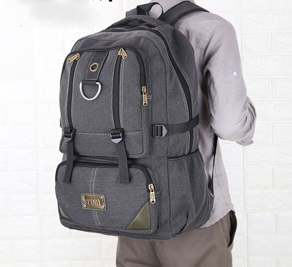 Мъжка спортна раница с емблема и катарами