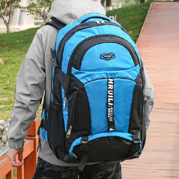 Rucsac sport pentru bărbați cu inscripție și buzunare