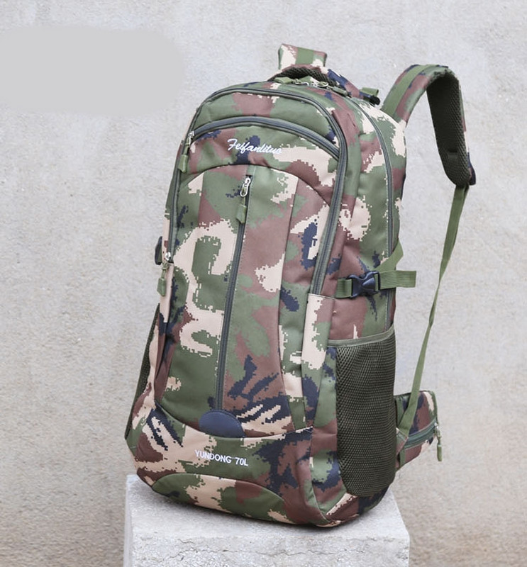 Мъжка раница с цип от текстил в няколко цвята