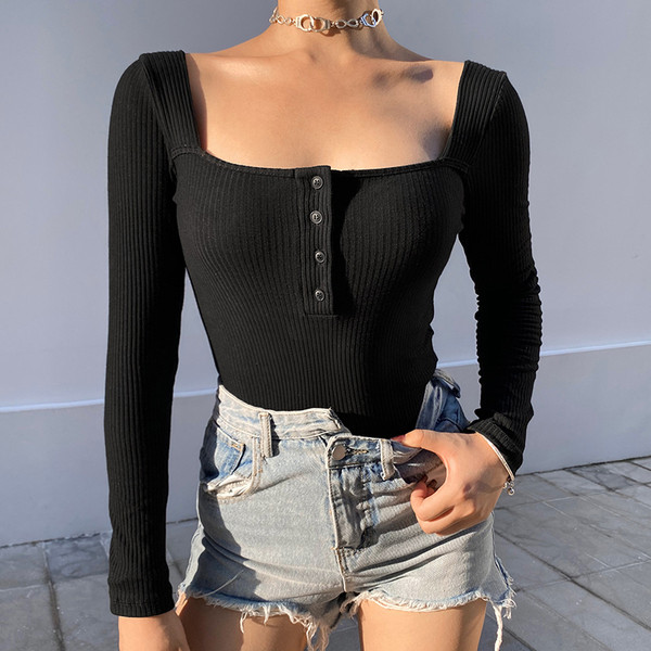 Γυναικείο καθημερινό κορμάκι με τετράγωνο ντεκολτέ και κουμπιά