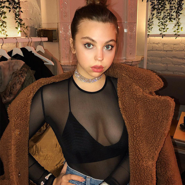 Νέο μοντέλο γυναικείο κορμάκι από διαφανές ύφασμα σε κλασικό μαύρο χρώμα