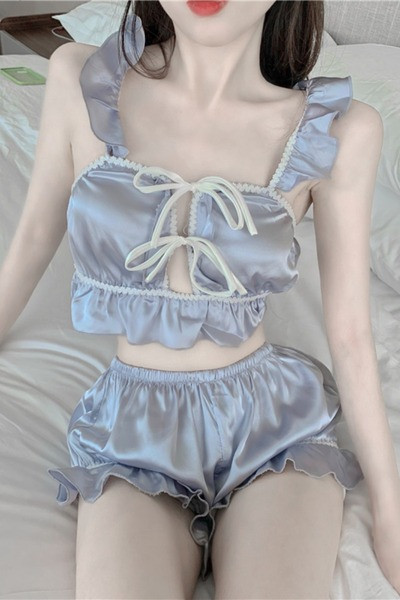 Актуална дамска къса пижама с връзки