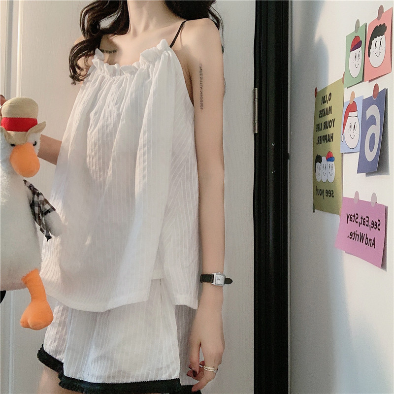 Дамска пижама изчистен широк модел