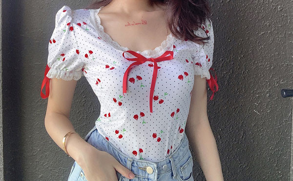 Νέο μοντέλο γυναικείου κορμάκι με κορδέλες