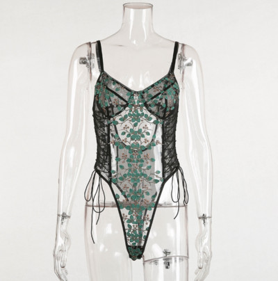 Γυναικείο κορμάκι με κεντήματα, εφέ και κορδόνια σε διάφορα χρώματα