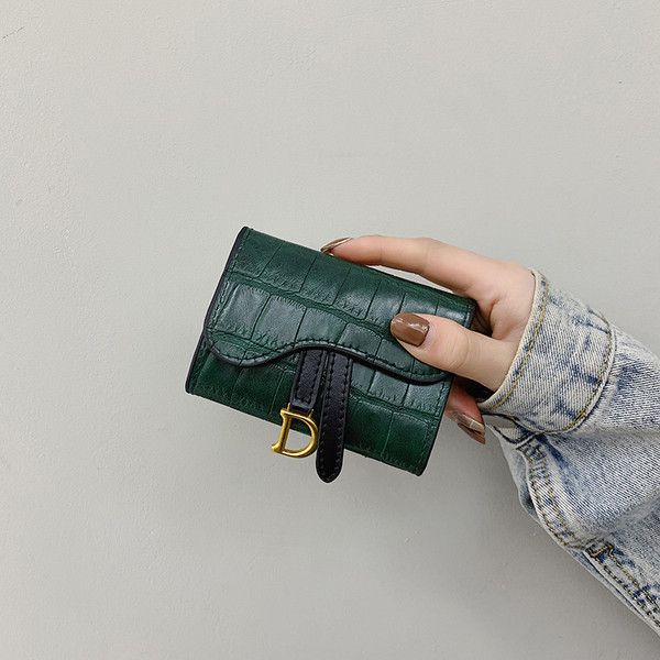 Portofel mic de zi cu zi cu pandantiv