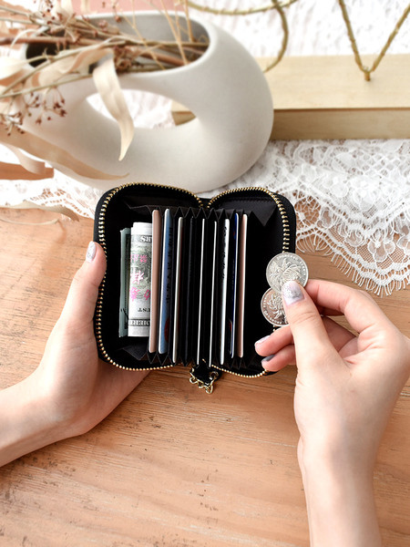 Portofel de dama din piele model nou cu broderie