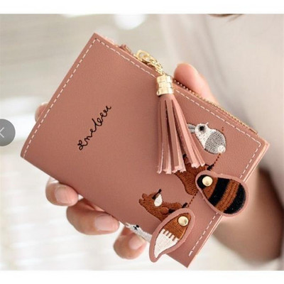 Γυναικείο πορτοφόλι με τρισδιάστατο στοιχείο και φούντα - δύο μοντέλα