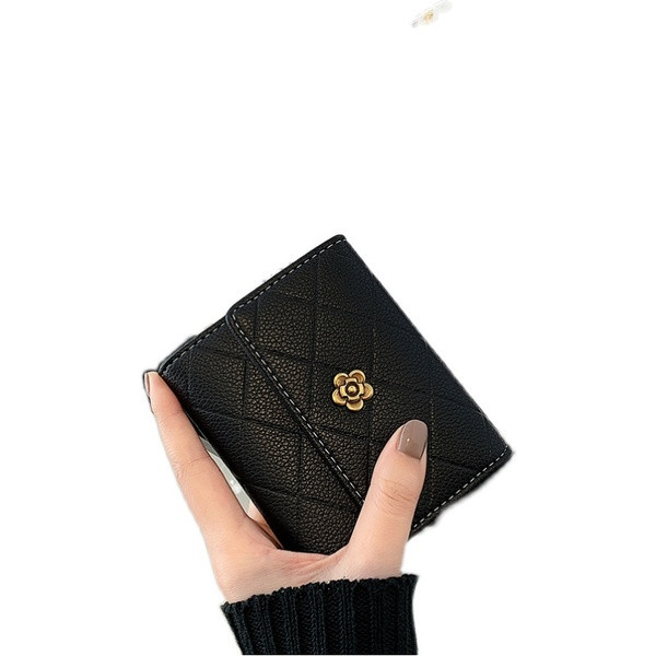 Neljas värvitoonis ruudukujuline naiste nahast rahakott