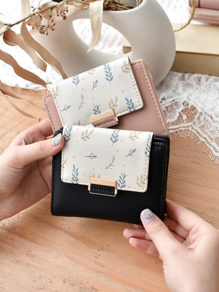 Portofel de dama din imitatie de piele cu inchizator metalic