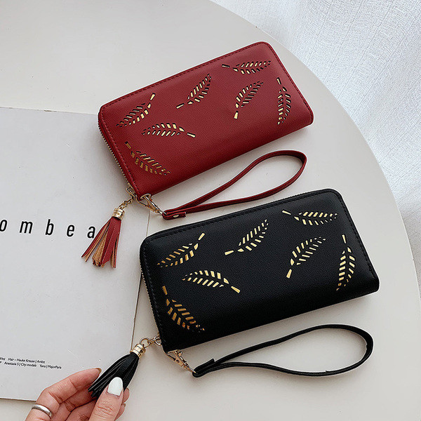 Portofel de dama cu ciucuri din imitatie de piele in mai multe culori