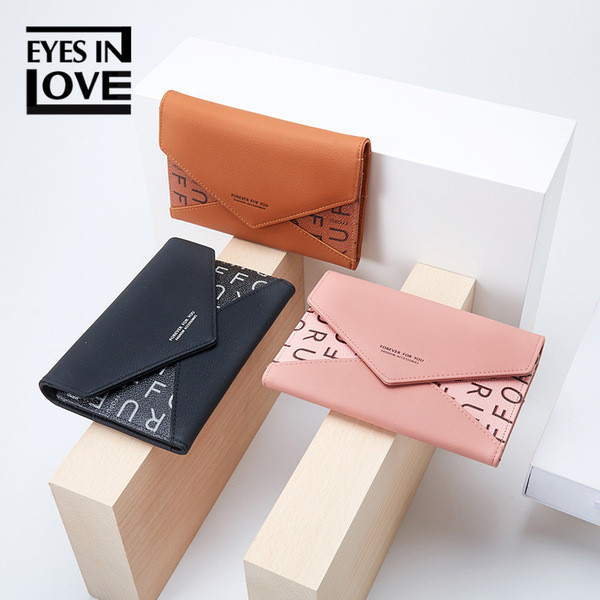 Portofel de dama cu inchidere metalica