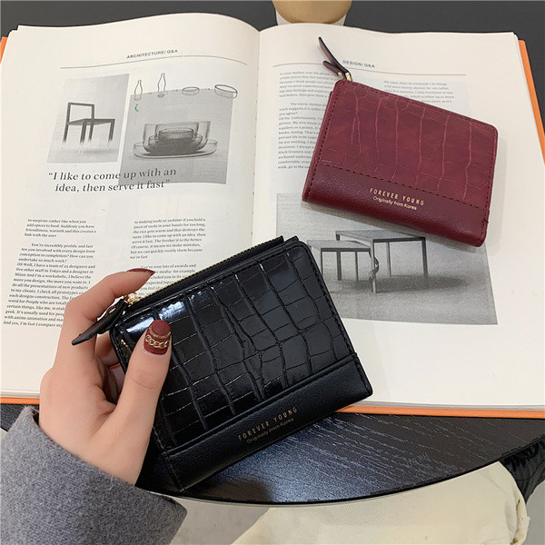 Naiste ökonahast väike rahakott kirja ja lukuga