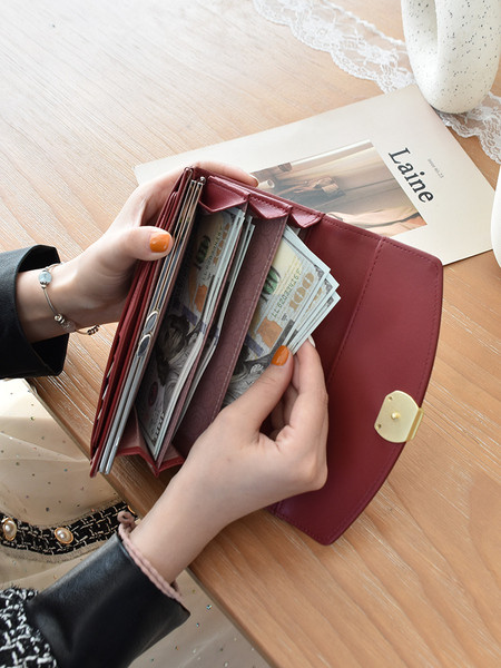 Portofel de dama model nou din piele cu catarama metalica