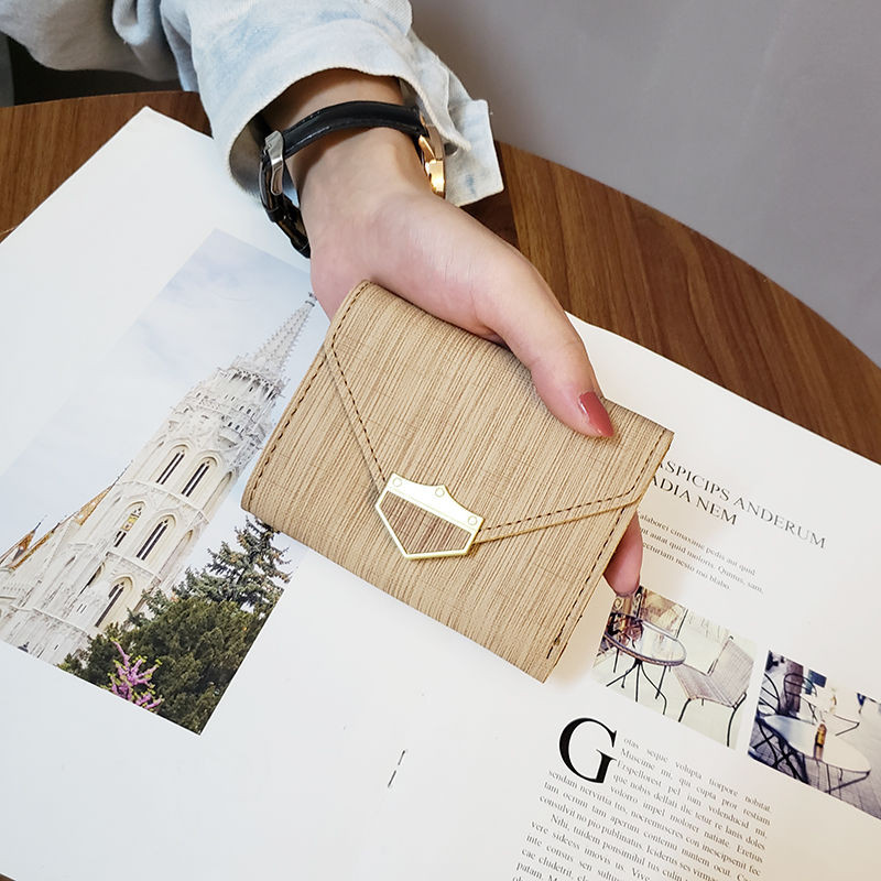 Naiste metallist kinnitusega rahakott - ökonahk