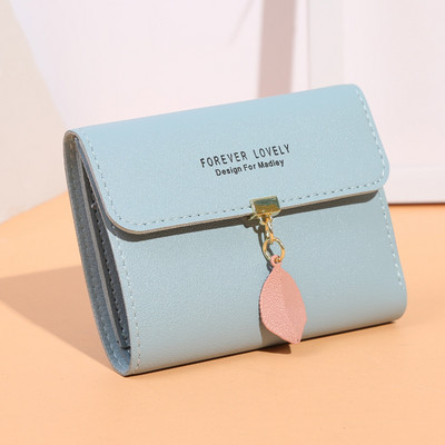 Portofel de dama cu inchidere metalica - piele ecologica