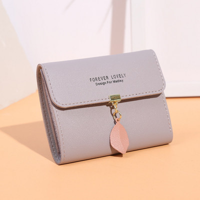 Portofel de dama cu inchidere metalica - piele ecologica