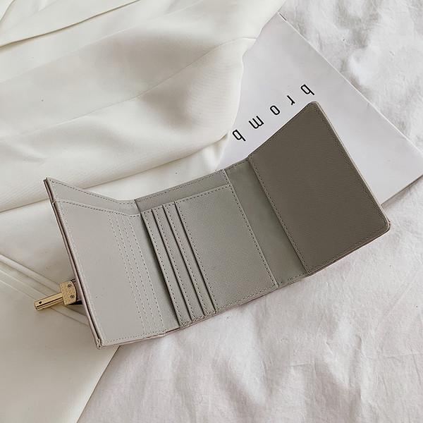 Öko-nahast igapäevane rahakott metallkinnitusega