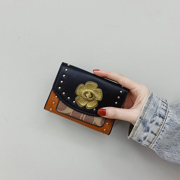 Portofel de dama modern cu floare metalica