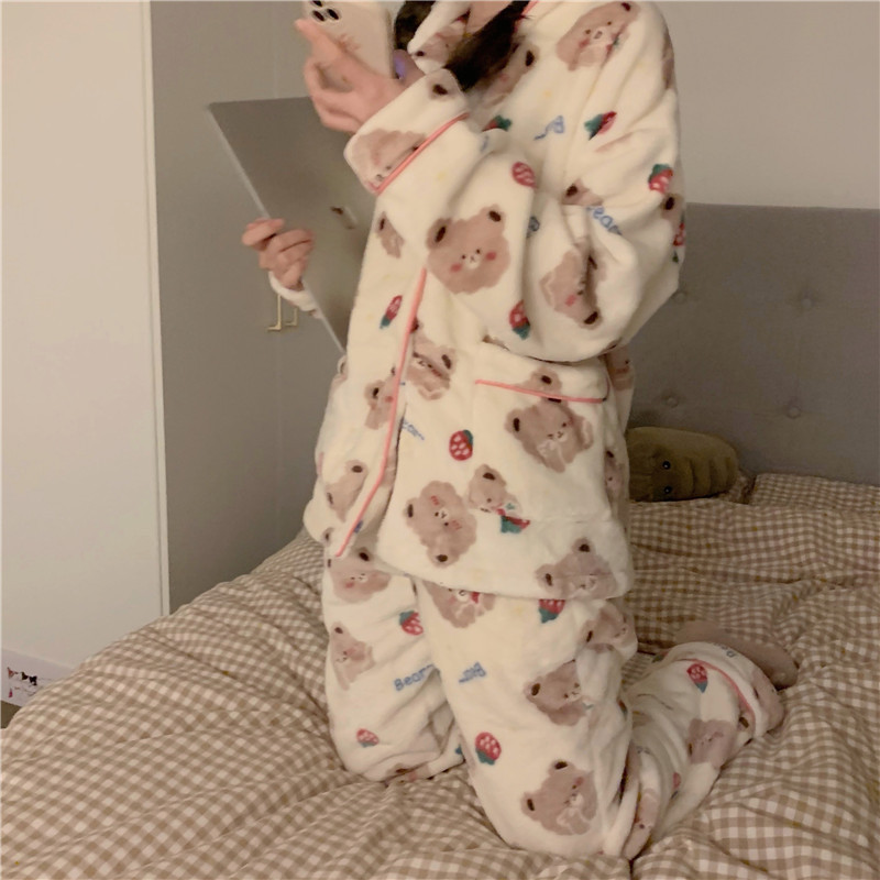 Naiste pidžaama lai mustriga mudel ja nööpidega pluus