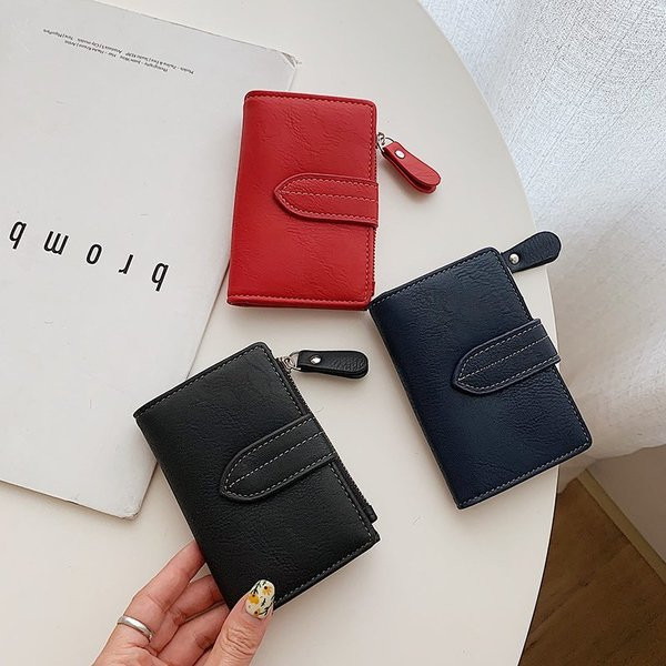 Portofel de dama din piele cu spatiu pentru chei