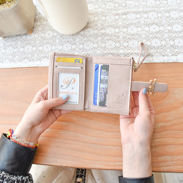 Portofel de dama cu fermoar si decor metalic