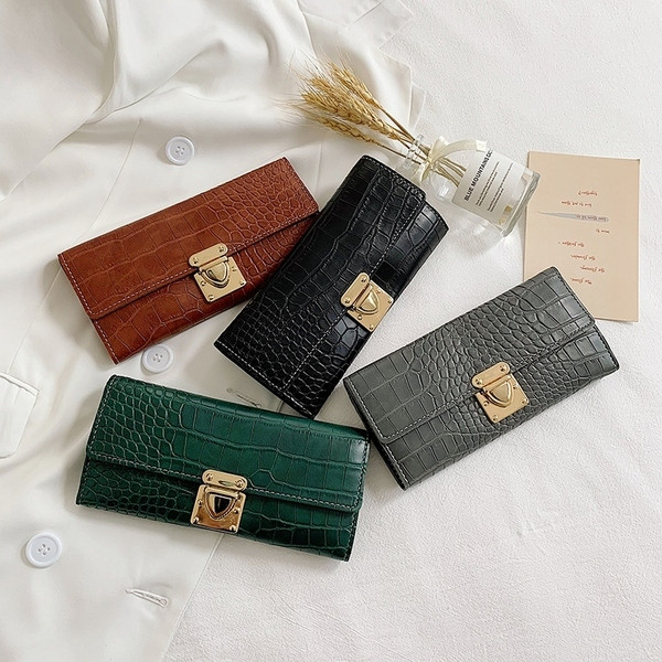 Portofel mare de dama modern din piele ecologica cu inchidere metalica