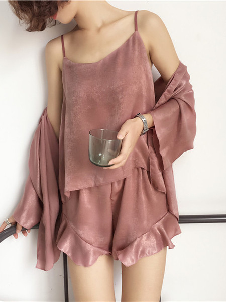 Moodsad naiste pidžaamad kolmeosalised lühikesed püksid ja mantel