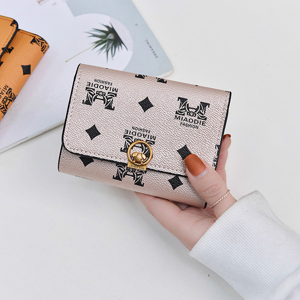 Portofel de dama modern cu catarama