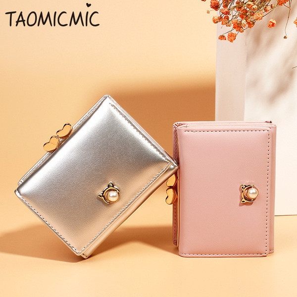 Portofel de dama cu perla si inchizator metalic