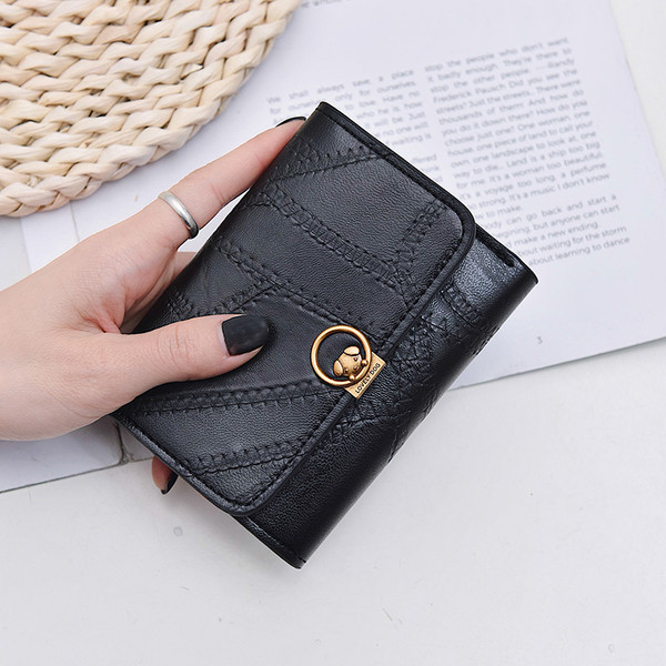 Portofel de dama in stil retro cu catarama