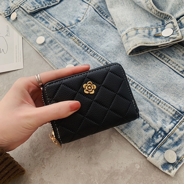 Naiste igapäevane rahakott luku ja metallelemendiga