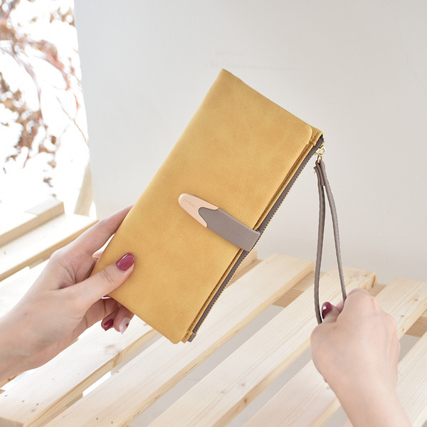 Uus mudel nahast lukuga naiste rahakott