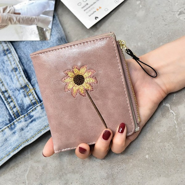 Καθημερινό γυναικείο πορτοφόλι με κέντημα και φερμουάρ