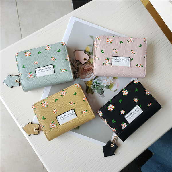 Öko-nahast valmistatud naiste vabaaja rahakott lillelise trükiga