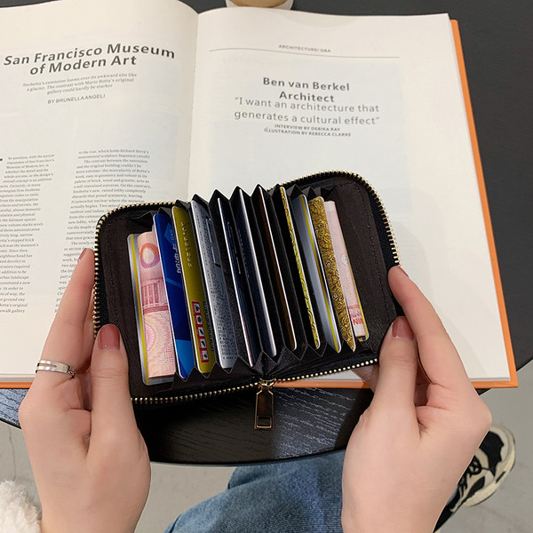 Moodne kolme värvi lukuga naiste rahakott