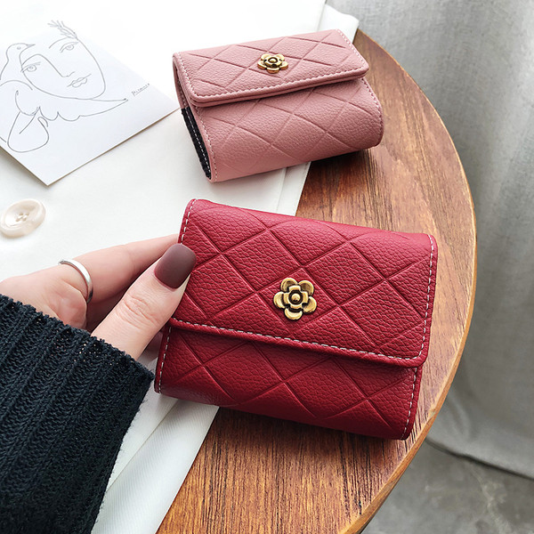 Portofel de dama din piele de ultimă generație cu închidere