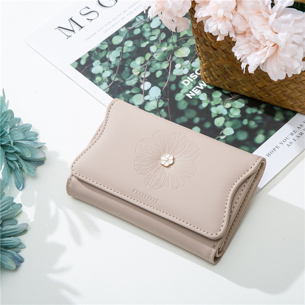 Naiste rahakott metallist lillega - ökonahk