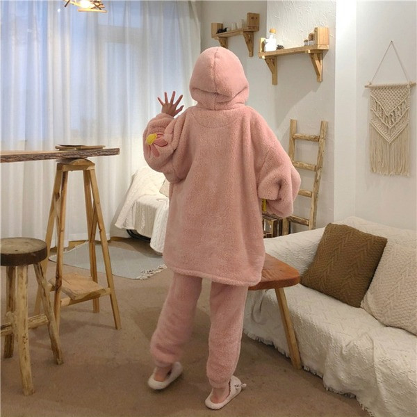 Naiste aktuaalne pidžaama lai kapuutsiga mudel