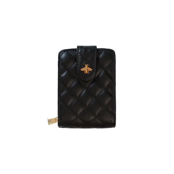 Naiste rahakott ja ruum mitmes värvitoonis karaatidele