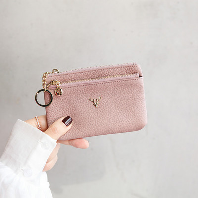 Naiste vabaaja nahast rahakott metallist kaunistuse ja lukuga