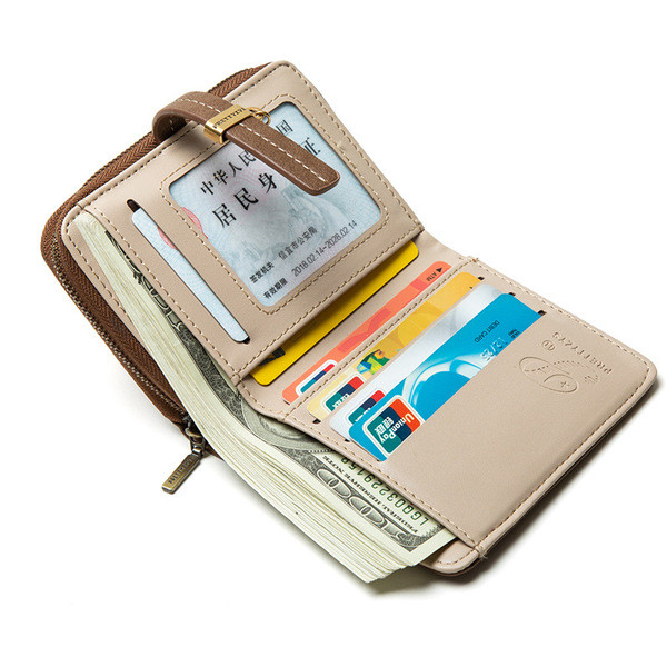 Naiste rahakott metallist aksessuaariga