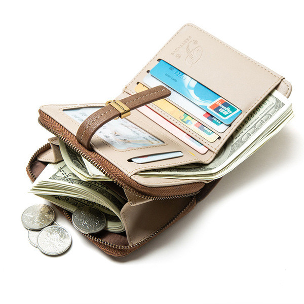 Naiste rahakott metallist aksessuaariga