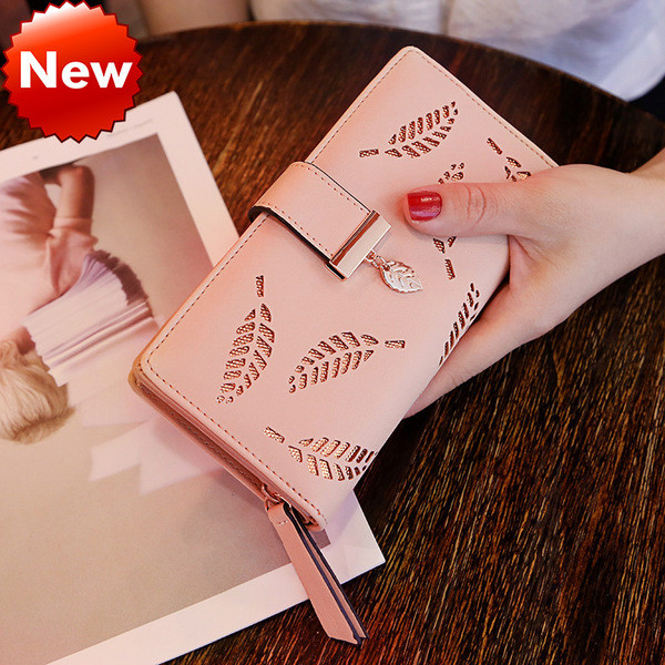 Női bőr pénztárca fém csattal és érme zsebbel